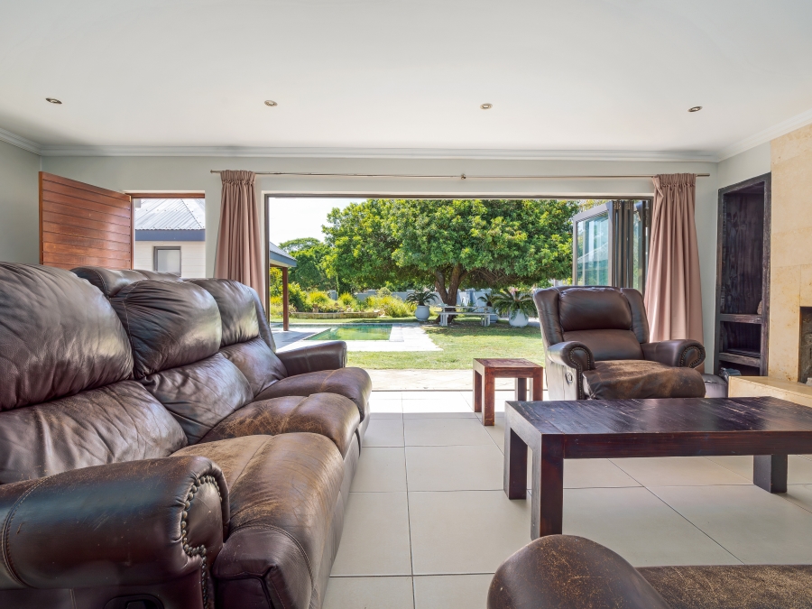 5 Bedroom Property for Sale in The Village Western Cape